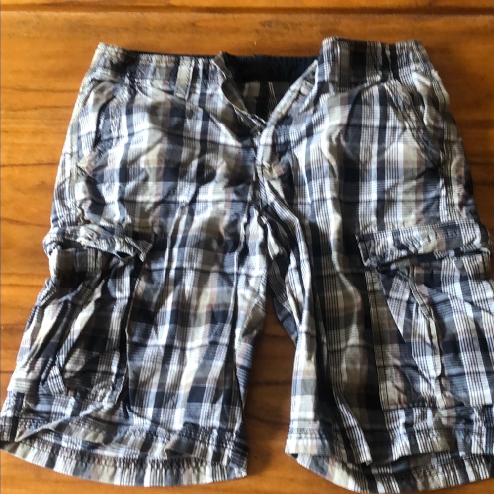 Plaid shorts 33”